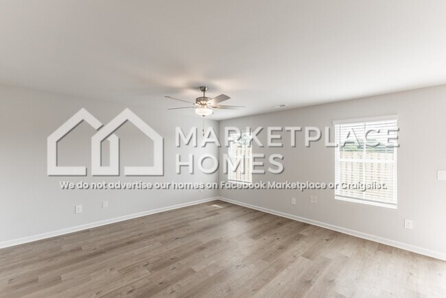 Building Photo - 4131 Hudson Ct SW