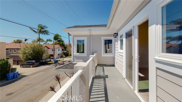 Building Photo - 1102 Slauson Ln
