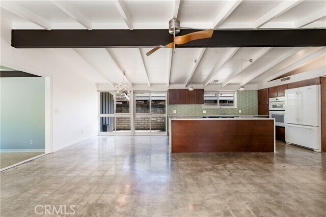 Building Photo - 3033 Volk Ave