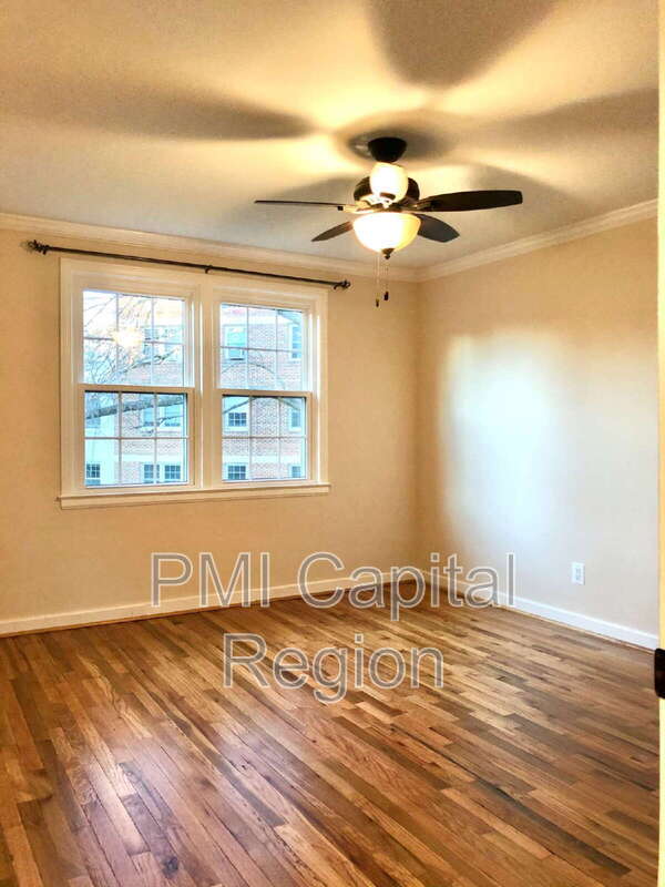 Building Photo - 2211 Washington Ave