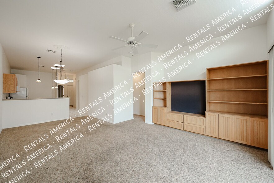 Building Photo - 6730 E Hermosa Vista Dr