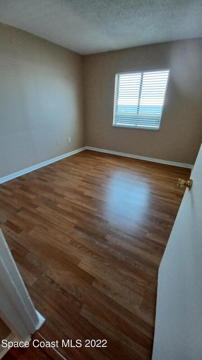 Building Photo - 174 San Juan Cir