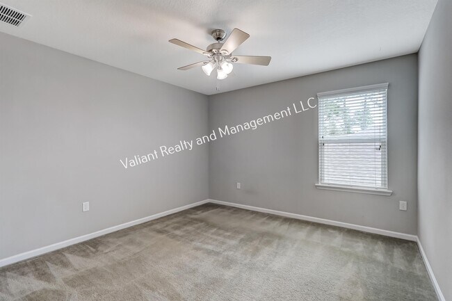 Building Photo - 1823 Tea Olive Ct