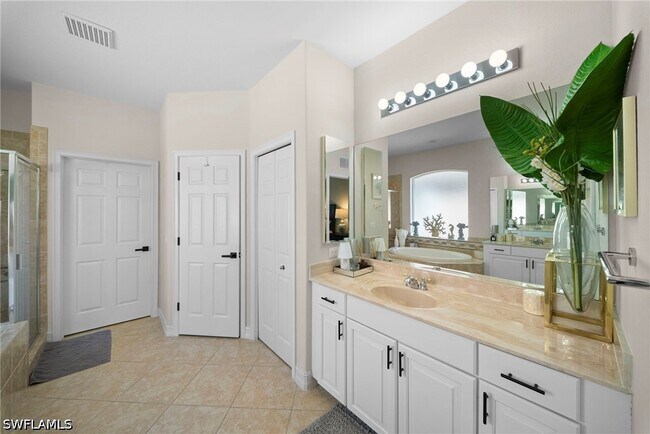 Building Photo - 14321 Manchester Dr