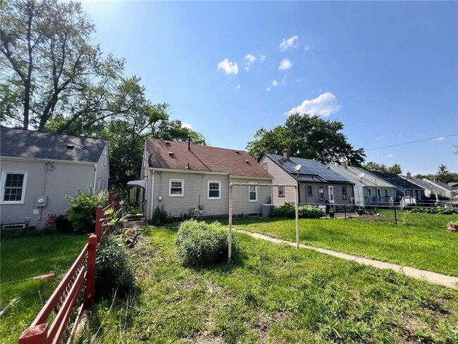 Building Photo - 2849 Jersey Ave S