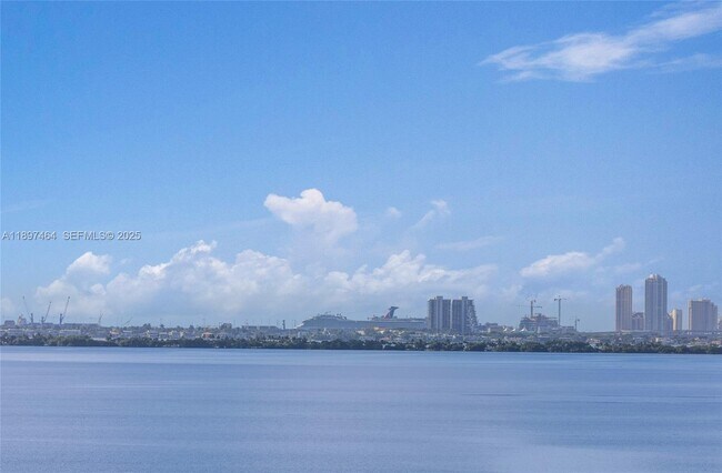 Building Photo - 7904 West Dr