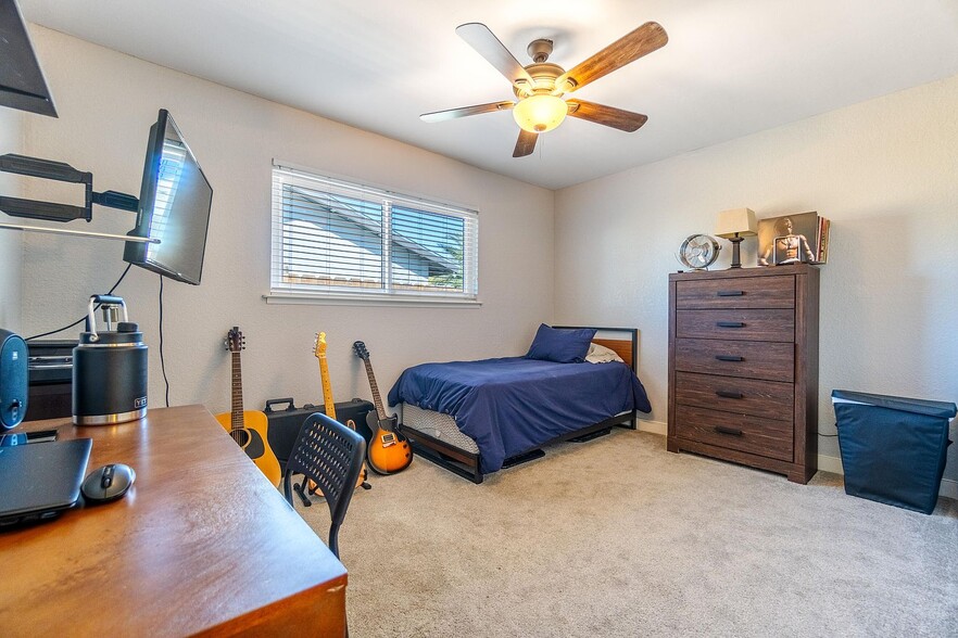 Building Photo - 1741 McComb Ave