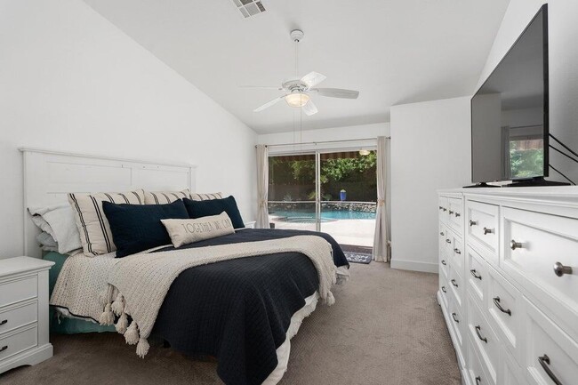 Building Photo - 39369 Regency Way