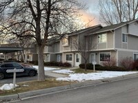 Building Photo - 2 Bed 1.5 Bath Townhouse in Missoula