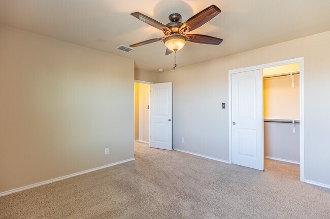 Building Photo - 1744 Emerald Edge