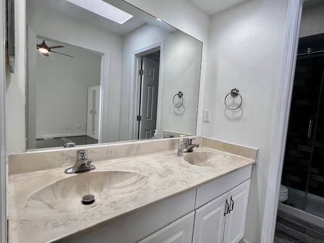 Building Photo - 698 Serramonte Dr