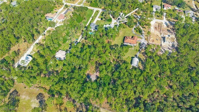 Building Photo - 3590 10th Ave NE