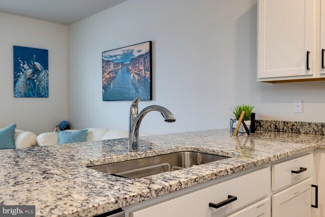 Building Photo - 262 Allison Dr