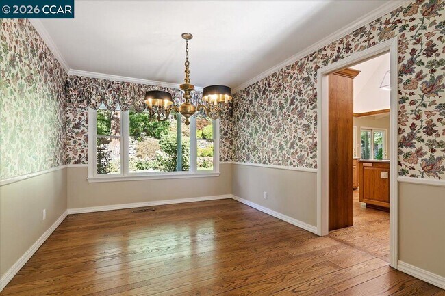 Building Photo - 539 Dalewood Dr