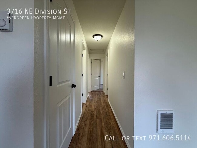 Building Photo - 3716 NE Division St