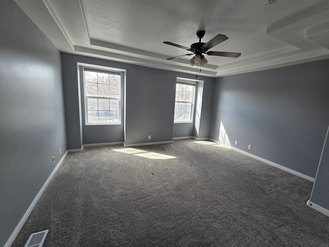 Building Photo - 1942 20 E