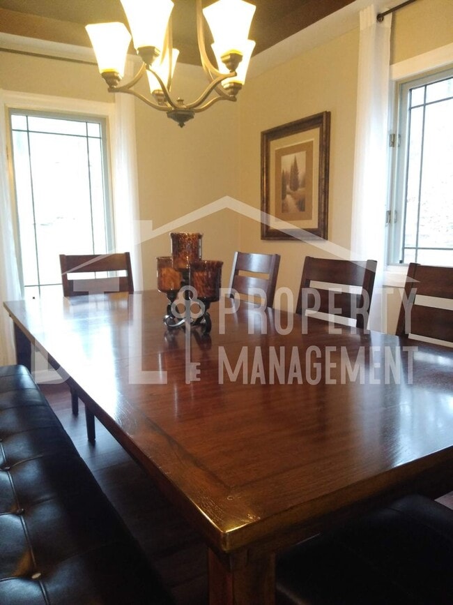 Building Photo - Furnished Kimberling City Duplex! ALL UTIL...