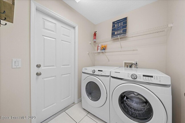 Building Photo - 1720 Minutemen Causeway