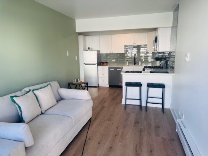 Building Photo - 4823 W 157th St