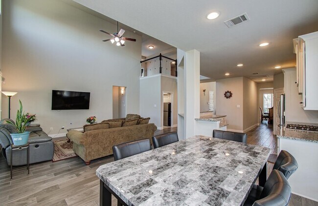 Building Photo - 10838 Bouldin Creek