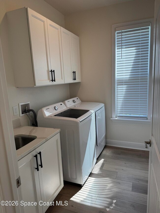 Building Photo - 1493 Killian Dr