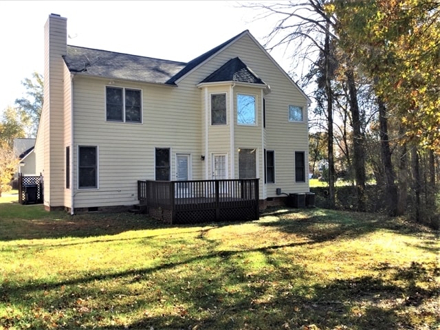 Building Photo - 8401 Forest Shadow Cir