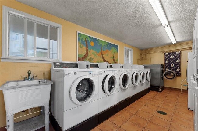 Building Photo - 1 Ocean Trace Rd