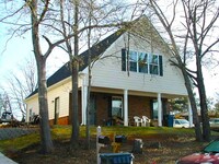 Building Photo - 5br House off S. Milledge FOR RENT