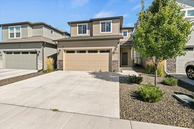 Primary Photo - Meridian Spacious Retreat with Neighborhoo...