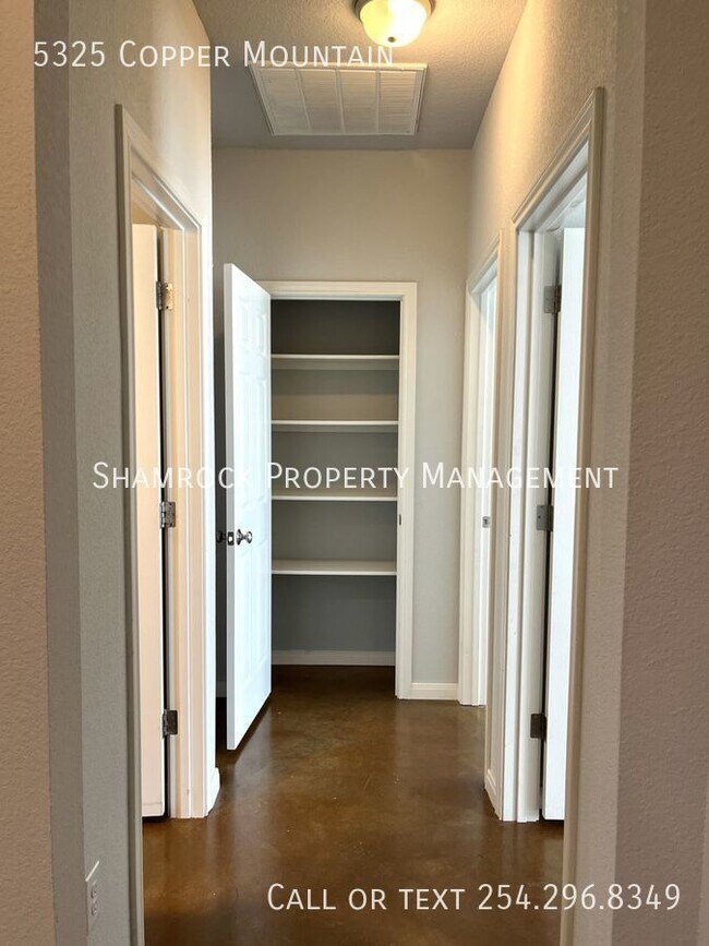 Building Photo - China Spring ISD 4 Bedroom