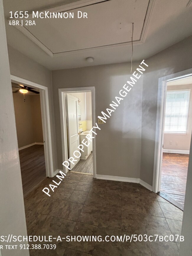 Building Photo - 1655 Mc Kinnon Dr