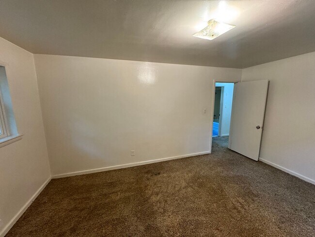 Building Photo - Close to uptown Shelby, NC (Still to compl...