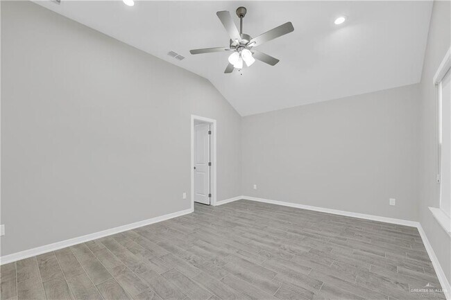 Building Photo - 8313 N 34th Ln