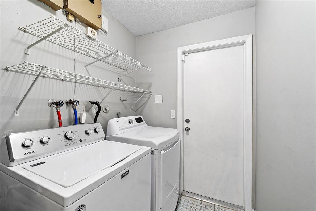 Building Photo - 6512 NW 54th Ct