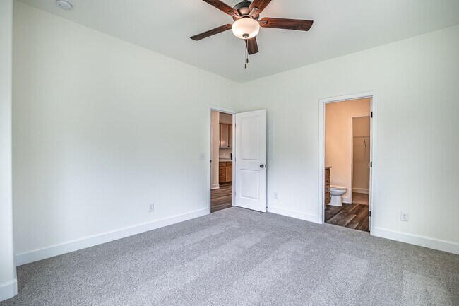 Building Photo - Newly Built Lowcountry Townhome