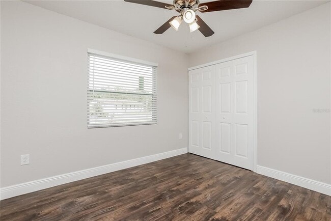 Building Photo - 5709 Ridgeway Dr