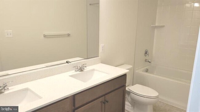 Building Photo - 9360 Seney Ln