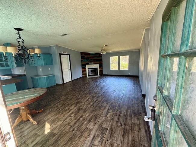 Building Photo - 15275 NE 238th St