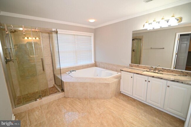 Building Photo - 4502 Rockdale Ln