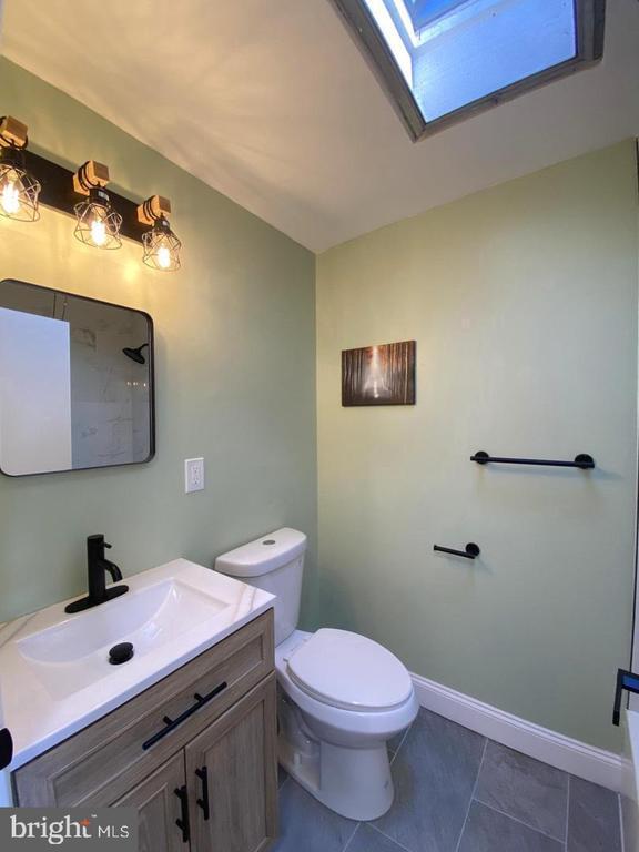 Building Photo - 12639 Biscayne Dr