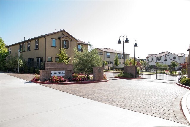 Building Photo - 35879 Landon Ln