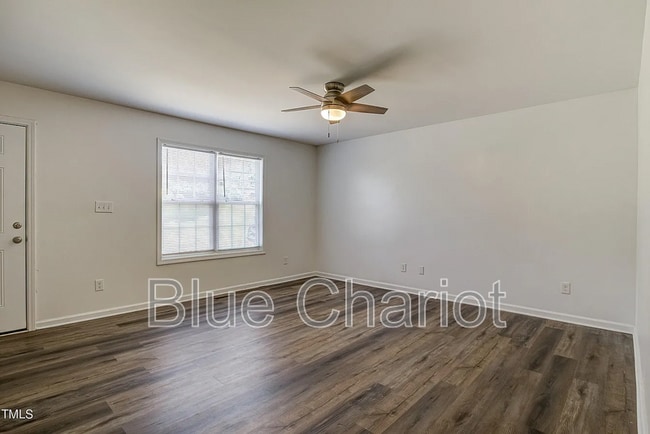 Building Photo - 1104 E Geer St