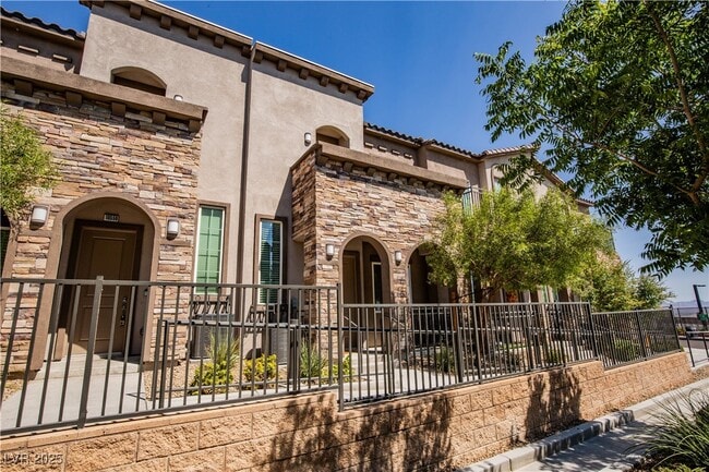 Primary Photo - 10557 Ridge Glow Ave