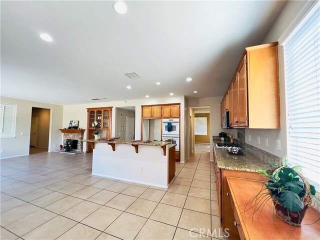 Building Photo - 17231 Greentree Dr