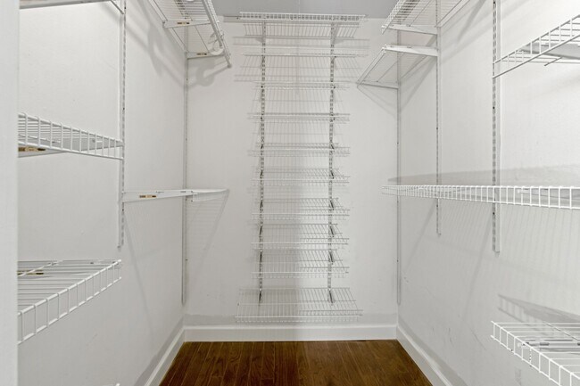 Building Photo - 5219 Cheena Dr