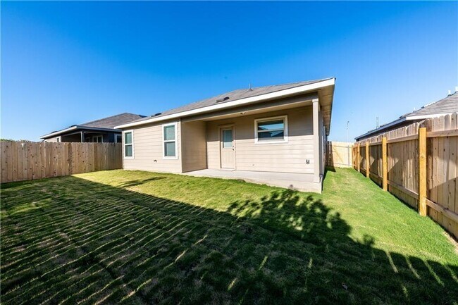 Building Photo - 6909 Colorado Bluffs Rd
