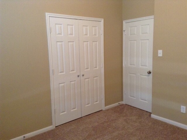 Building Photo - 2710 Sleepy Knoll Dr