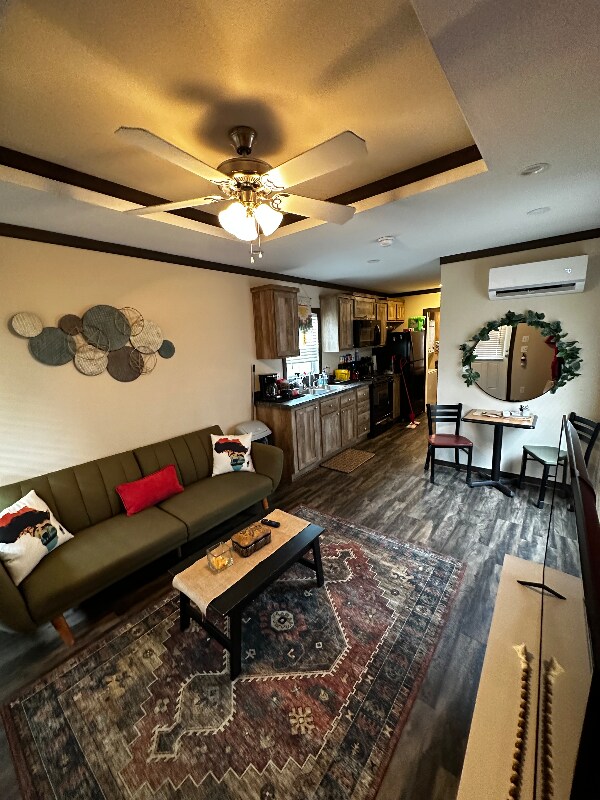 Building Photo - 342 TX-21