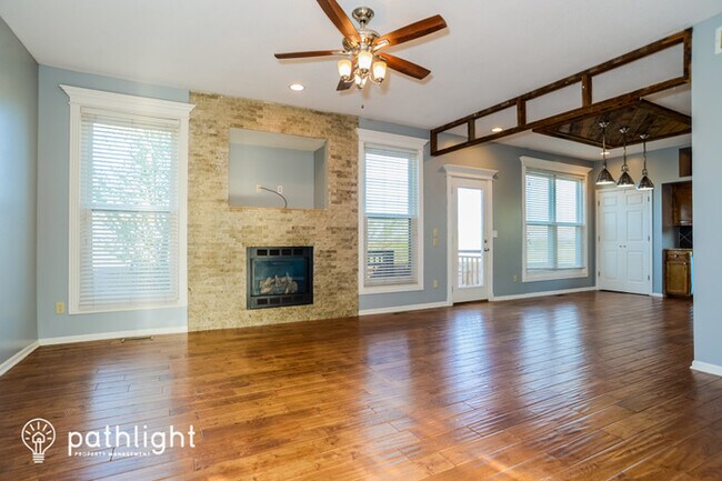 Building Photo - 510 N Poplar Street, Gardner, KS, 66030