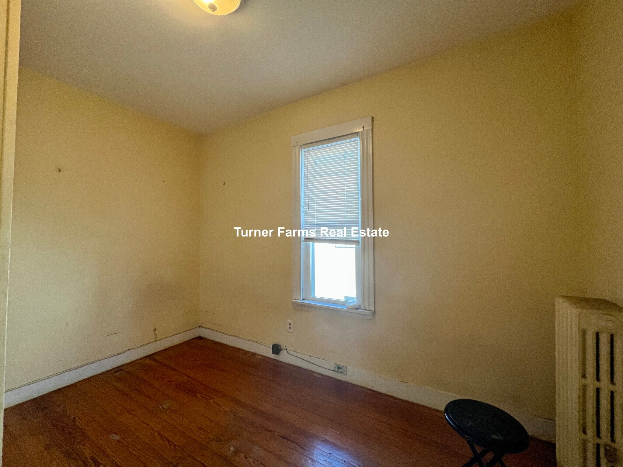 Building Photo - 49 Beech Glen St